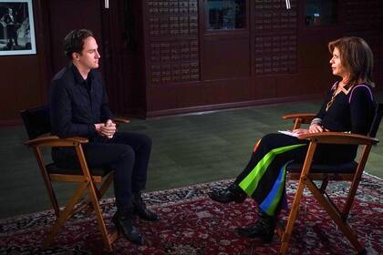 Matt Hutchins, en un anticipo de la primera entrevista que concede a la TV tras la muerte de su esposa