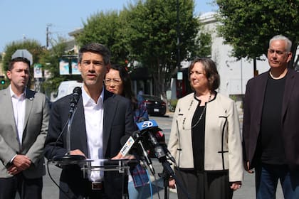 Matt Mahan es un político demócrata que actualmente se desempeña como el alcalde de San José, California, la tercera ciudad más grande del estado