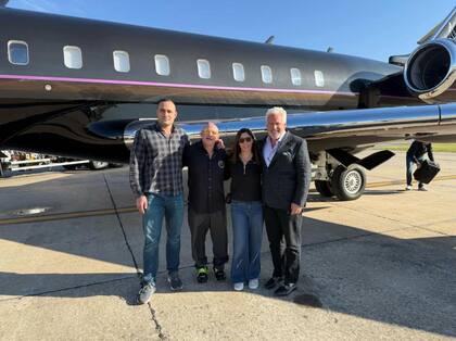 Matt Schlapp, el presidente del AC, llegó en el avión negro del empresario Leonardo Scatturice