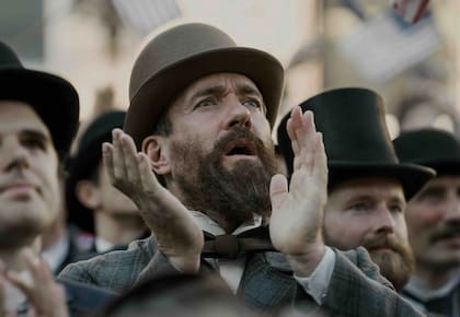 Matthew Macfadyen representa a Charles Julius Guiteau el escritor y abogado estadounidense acusado de asesinar al presidente de los Estados Unidos James A. Garfield el 2 de julio de 1881 (Foto: Netflix)