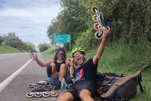 La historia de la pareja colombiana que busca unir Cartagena con Uruguay en patines