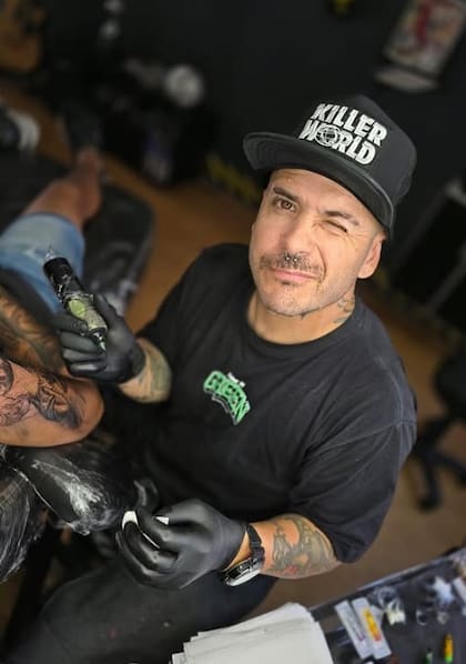 Mauricio Córdoba: de exparticipante de Gran Hermano a tatuador de futbolistas