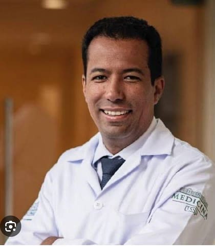 Mauricio Dener Cordeiro, de la Sociedad Brasileña de Urología, dice que la falta de higiene personal podría aumentar el riesgo de cáncer de pene.