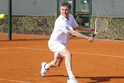 Mauricio Macri calmó los nervios jugando al tenis