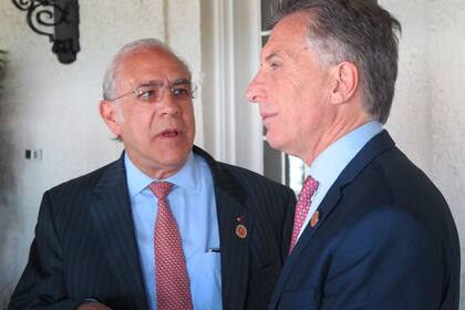 Mauricio Macri con José Angel Gurría, secretario general de la OCDE