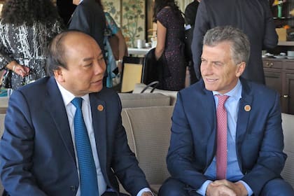 Mauricio Macri dialoga con Nguy?n Xuân Phúc, primer ministro de Vietnam
