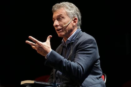 Mauricio Macri durante la presentación de su libro en Mendoza