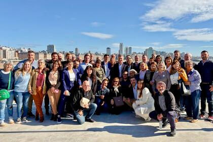Mauricio Macri en Mar del Plata, junto a referentes y concejales de la Quinta Sección Electoral