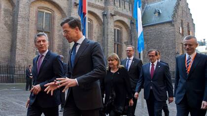 Mauricio Macri junto a Mark Rutte