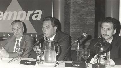 Mauricio Macri junto a su padre Franco