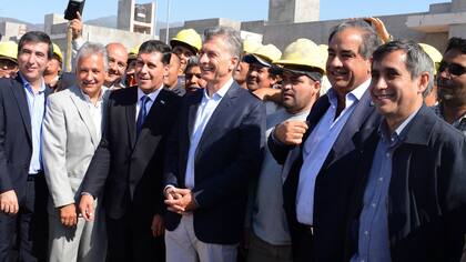 Mauricio Macri recorrió un parque solar en La Rioja: "Esto demuestra que hay una Argentina que avanza"