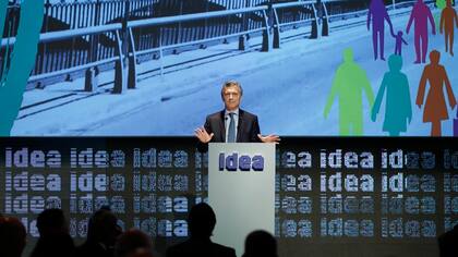 Mauricio Macri rompió con un largo periodo sin presencia presidencial en el coloquio