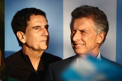 Mauricio Macri y Carlos Melconian durante el acto de Bullrich