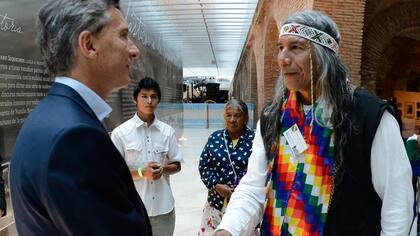Mauricio Macri y Félix Díaz, ayer, en el Museo del Bicentenario