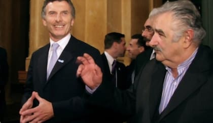 Mauricio Macri y José "Pepe" Mujica en 2010