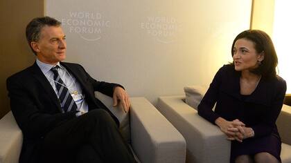 Mauricio Macri y Sheryl Sandberg, durante su reunión en el Foro de Davos