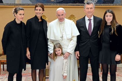 Mauricio Macri y su familia visitaron al Papa Francisco, en el Vaticano, el 15 de octubre de 2016