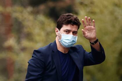 Mauricio Pochettino ingresa hoy al entrenamiento del PSG