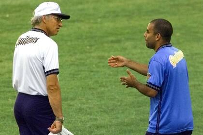 Mauricio Serna en épocas de Boca junto a Carlos Bianchi a quien elogió