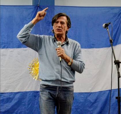 Mauro Aguirre, profesor de Doctrina e Ideas Políticas II y de extracción peronista, fue imputado y detenido por abusos sexuales con acceso carnal y simple.