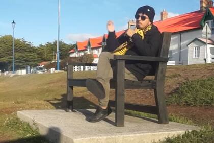 Mauro Albarracín estuvo una semana en las islas Malvinas