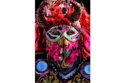 Retrato tomado en el Desentierro del diablo, celebración donde hay baile y música en Jujuy