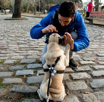 Mauro, durante un paseo con Cayetano