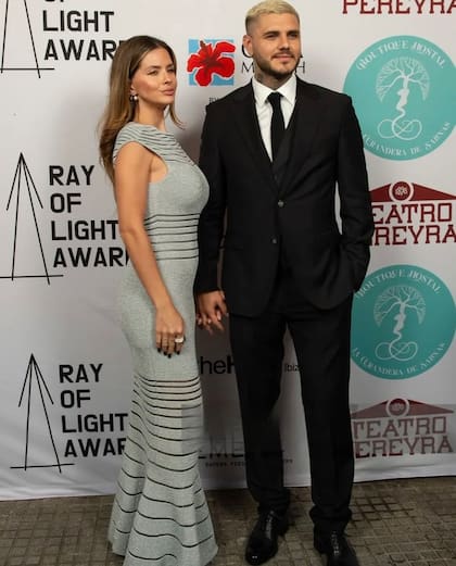 Mauro Icardi acompañó a María Eugenia Suárez a la entrega de los Ray of Light Awards