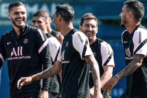 Mauro Icardi le dedicó un gesto cómplice a Lio Messi tras el segundo entrenamiento en el PSG
