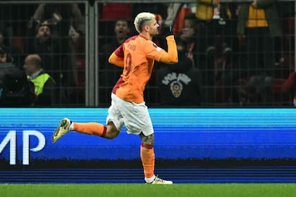 Mauro Icardi convirtió su 20° gol en la temporada para Galatasaray, el 3-2 en el descuento ante Sparta Praga, por la Europa League.