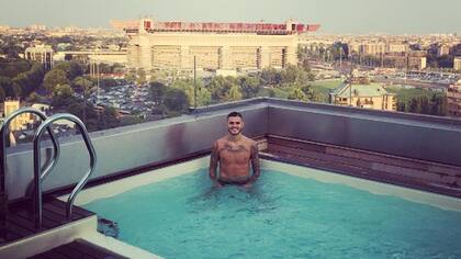 Mauro Icardi, en su lujoso penthouse