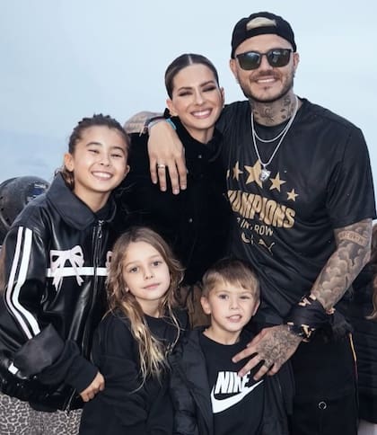 Mauro Icardi, la China Suárez y sus tres hijos: Rufina, Magnolia y Amancio