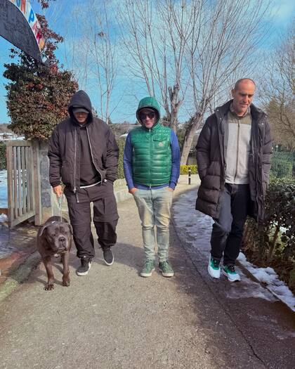 Mauro Icardi posó en Turquía con su médico y un amigo de la China Suárez