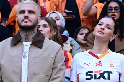 Mauro Icardi y la China Suárez presentes en un partido del Galatasaray