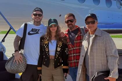 Mauro Icardi y la China Suárez viajaron a Milán en un avión privado (Foto: Instagram @mauroicardi)