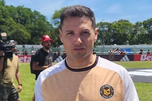 Mauro Zárate volvió al fútbol en la Copa Potrero y quien menos lo esperaba le tapó dos golazos
