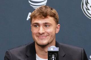 Mavs firman convenio con Cooper Flagg, primer seleccionado del draft