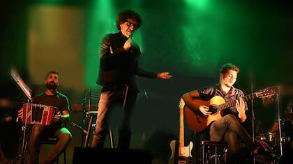 Max Aguirre y su grupo