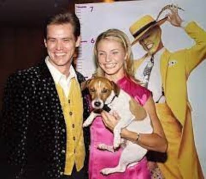 Max es el verdadero nombre del perro Jack Russell de cinco años que actúa en el film como fiel compañero de Jim Carrey