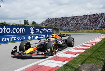 Max Verstappen dominó en el circuito Gilles Villeneuve, de Montreal, para ganar el Gran Premio de Canadá de Fórmula 1; el neerlandés repitió el éxito como en 2022