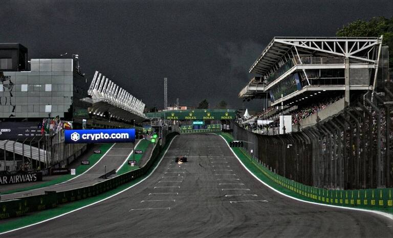 Pánico en la Fórmula 1: Verstappen hizo la pole en medio de una tormenta que causó desastres en Interlagos