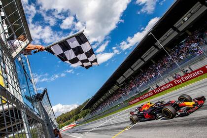 Max Verstappen ganó los dos últimos Grandes Premios en el autódromo Red Bull Ring, de Spielberg; el neerlandés no participó de los ensayos que realizó el equipo en Silverstone