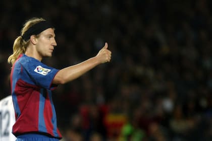 Maxi con la camiseta de Barcelona, el club más importante de los 14 en los que jugó
