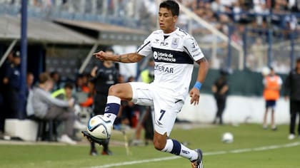 Maxi Meza a punto de pasar al Rojo