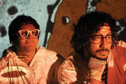 Maxi Prietto con el baerista Mariano Castro, socio en Prietto Viaja al Cosmos con Mariano