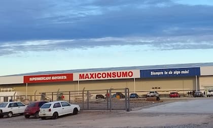 Maxiconsumo acaba de inaugurar un supermercado mayorista en Trelew