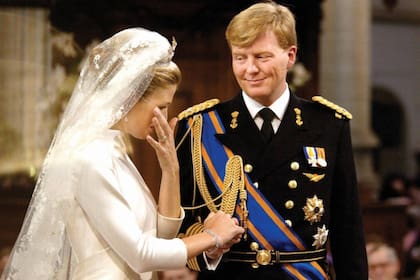Máxima, emocionada el día de su boda real, en una ceremonia donde hubo dicha, pero también pena por la ausencia de Jorge Zorreguieta