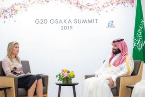La reina Máxima recicló un look de 2016 para su reunión con el príncipe saudita
