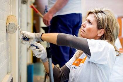 Máxima se sumó al trabajo voluntario en la comunidad holandesa de Tricht