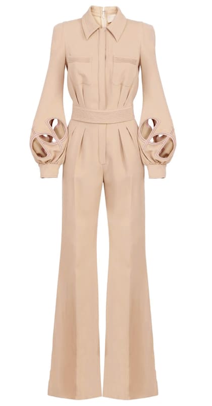 Máxima volvió a usar el mismo mono de Elie Saab -con cuello camisero, cintura marcada y mangas bullonadas con calado cerca de los puños- que llevó en la fiesta del cumpleaños número 80 de su madre
María Pame en Buenos Aires el pasado 6 de septiembre.